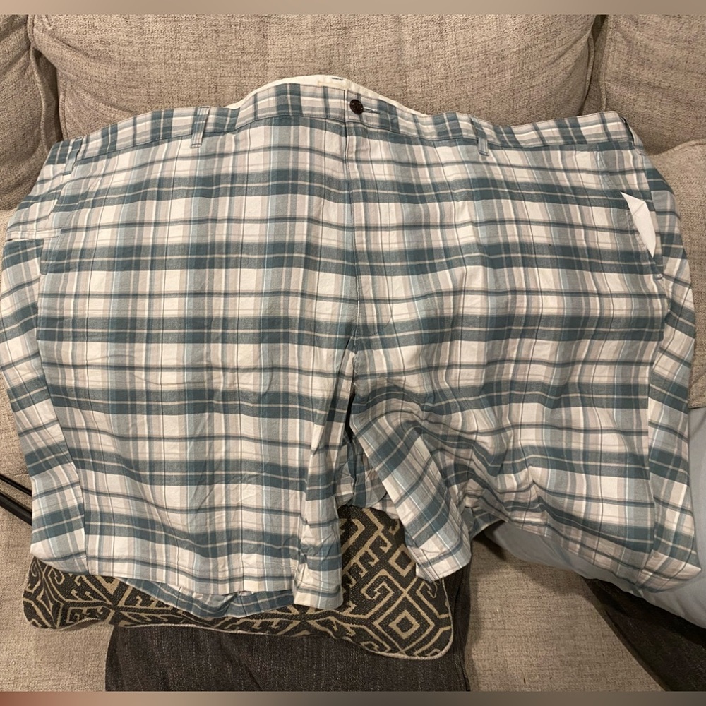 Big and tall khaki shorts